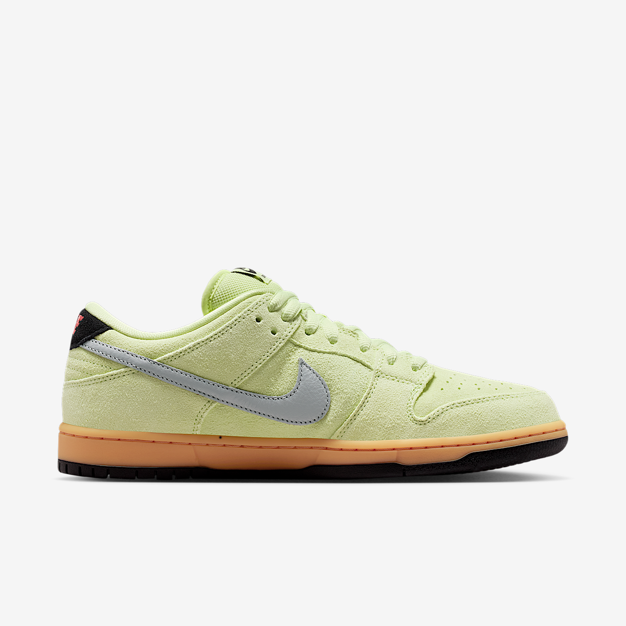 Nike Dunk Low sneaker Pistachio Frost/Zwart/Gum Yellow/Wolf Grey