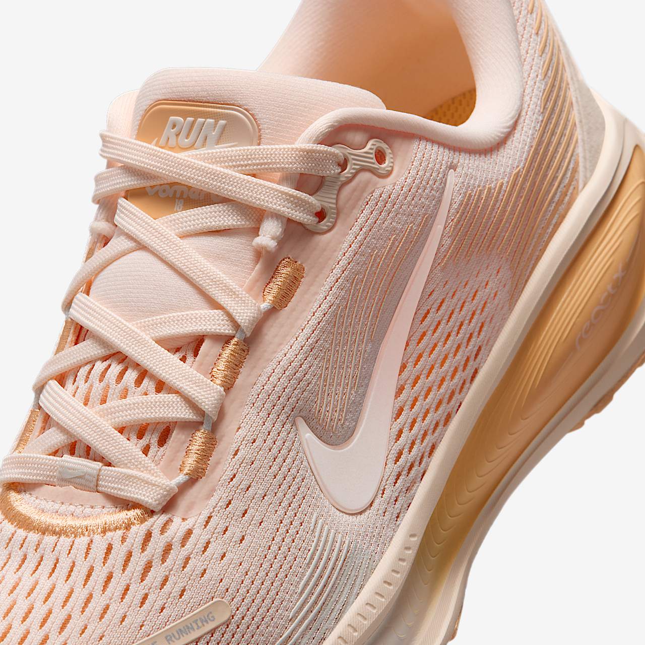 Nike Vomero sneaker Guava Ice/Orange Chalk/Sail