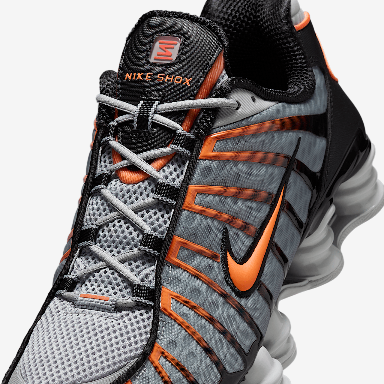 Nike Nike Shox sneaker Light Smoke Grey/Zwart/Bright Mandarin