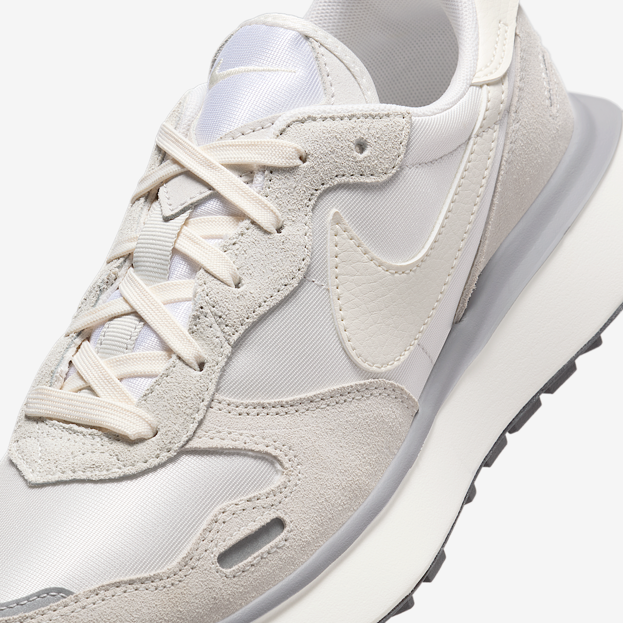 Nike Phoenix Waffle sneaker Platinum Tint/Summit White/Sail/Pale Ivory