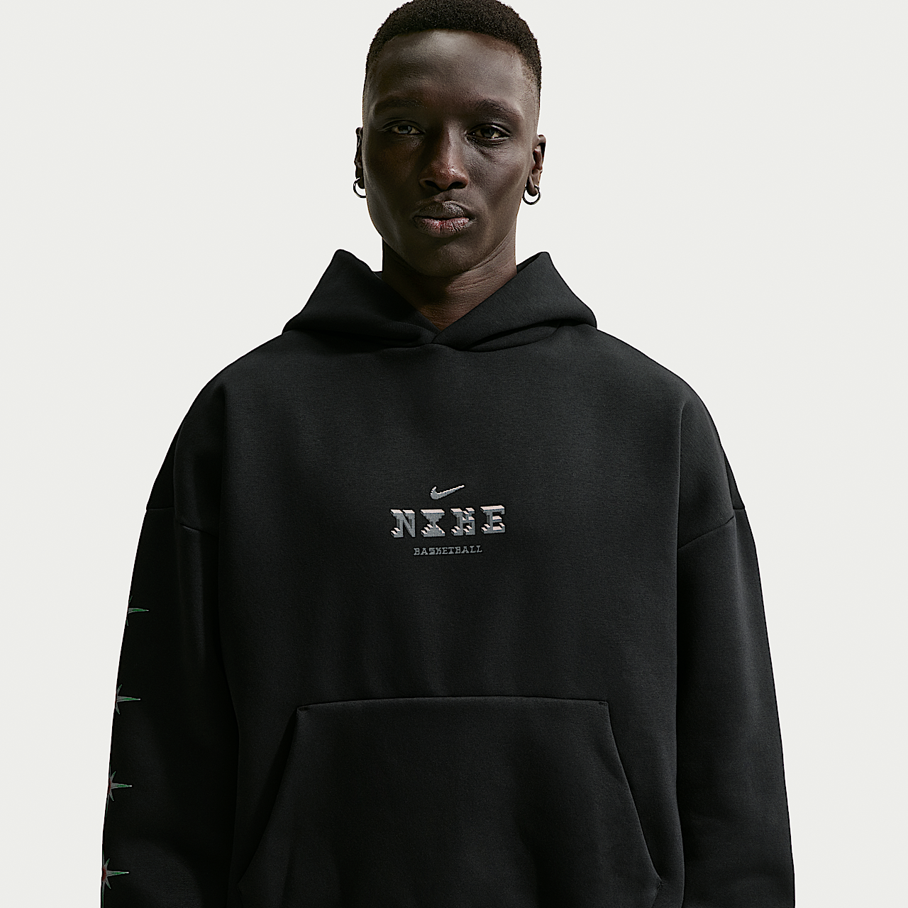 Nike Standard Issue (Black/Smoke Grey)