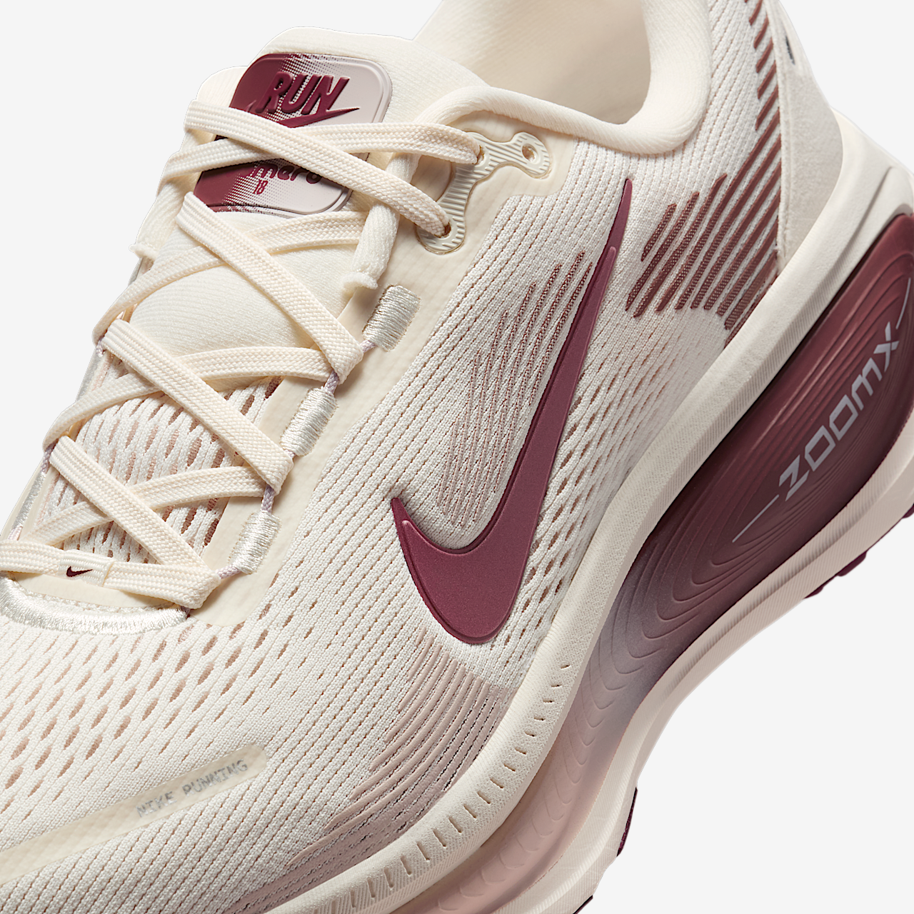 Nike Vomero sneaker Pale Ivory/Red Sepia/Silt Red/Dark Team Red