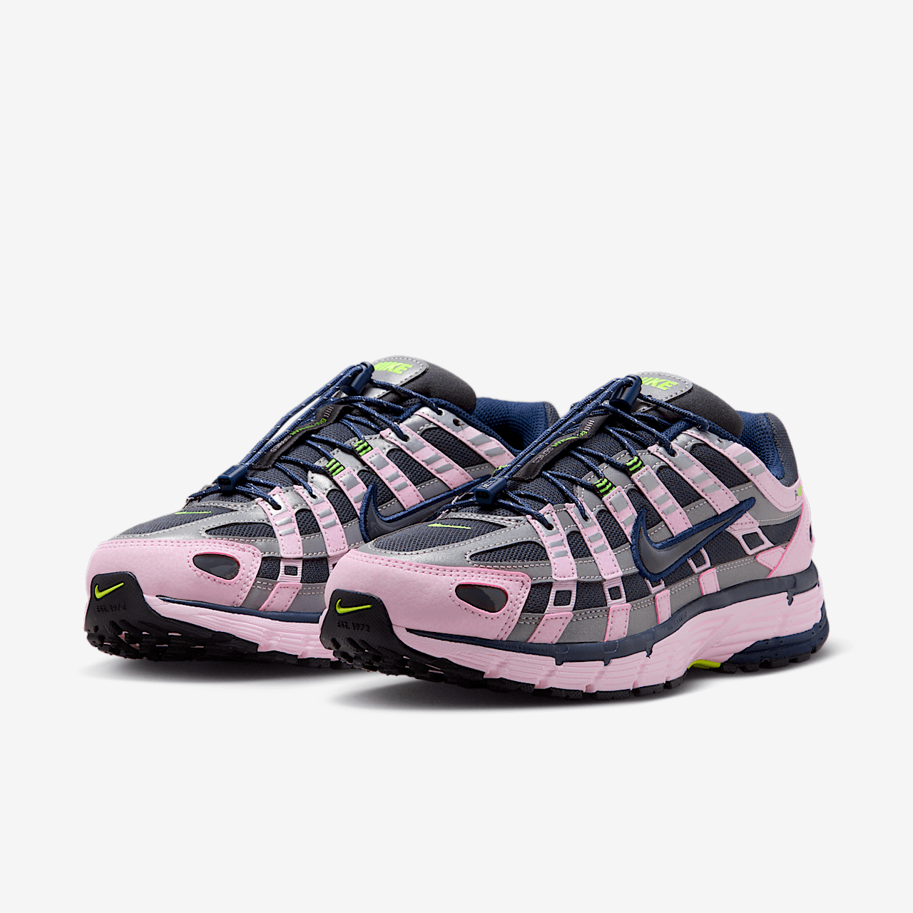 Nike P-6000 sneaker Pink Foam/Armory Navy/Metallic Silver/Anthracite