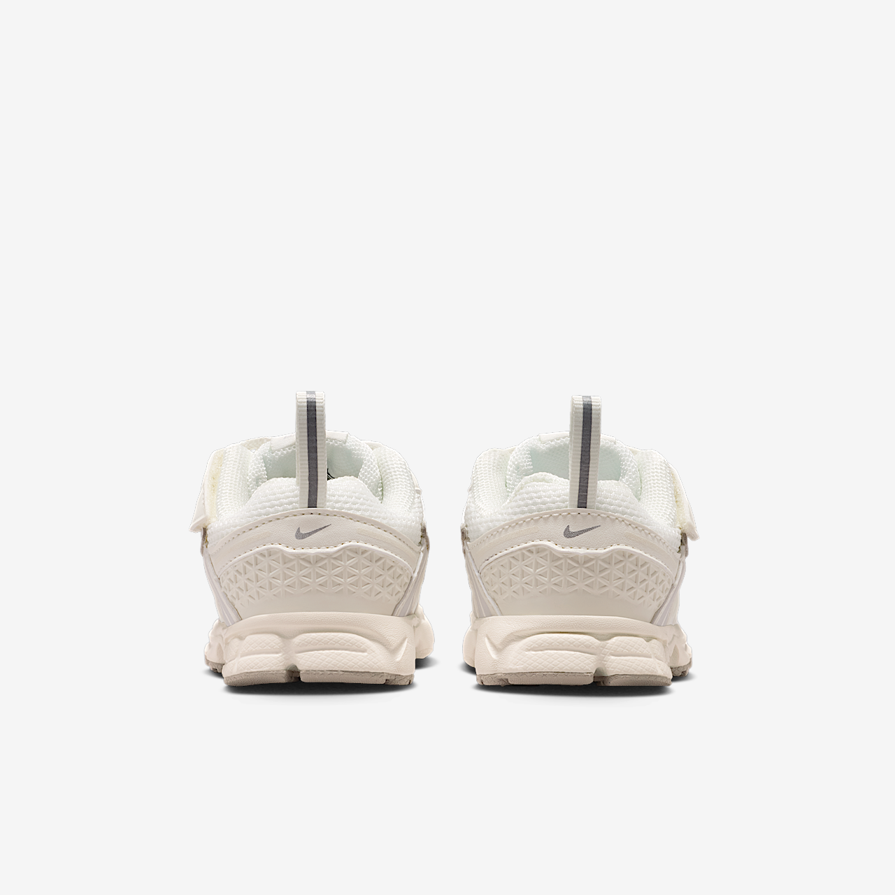 Nike Vomero sneaker Sail/Vast Grey/College Grey/Metallic Silver