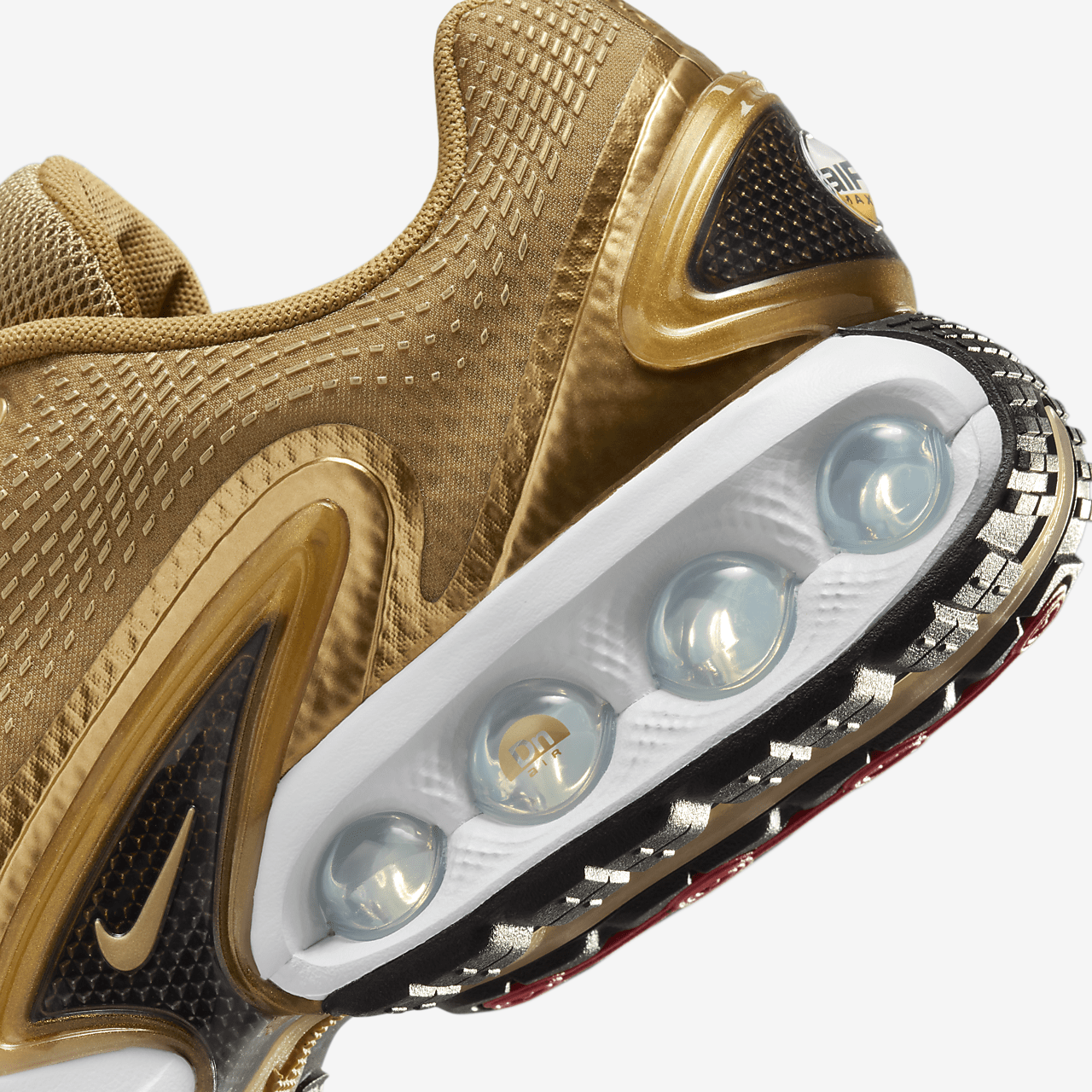 Nike Air Max DN sneaker Metallic Gold/Zwart/Wit/Metallic Gold