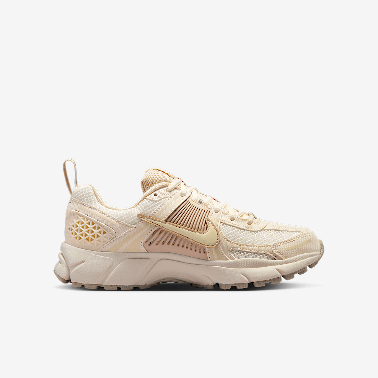 Nike Vomero sneaker Pale Ivory/Pale Ivory/Sanddrift/Pale Ivory