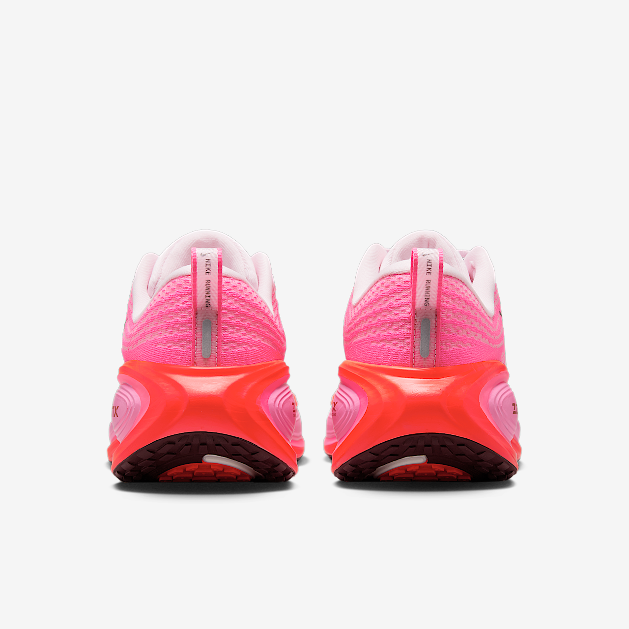 Nike Vomero sneaker Hyper Pink/Bright Crimson/Pink Foam/Burgundy Crush