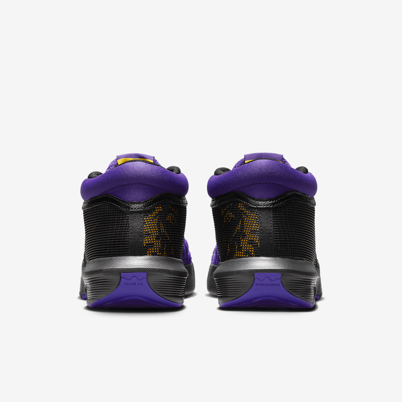 Nike LeBron sneaker Zwart/Field Purple/University Gold