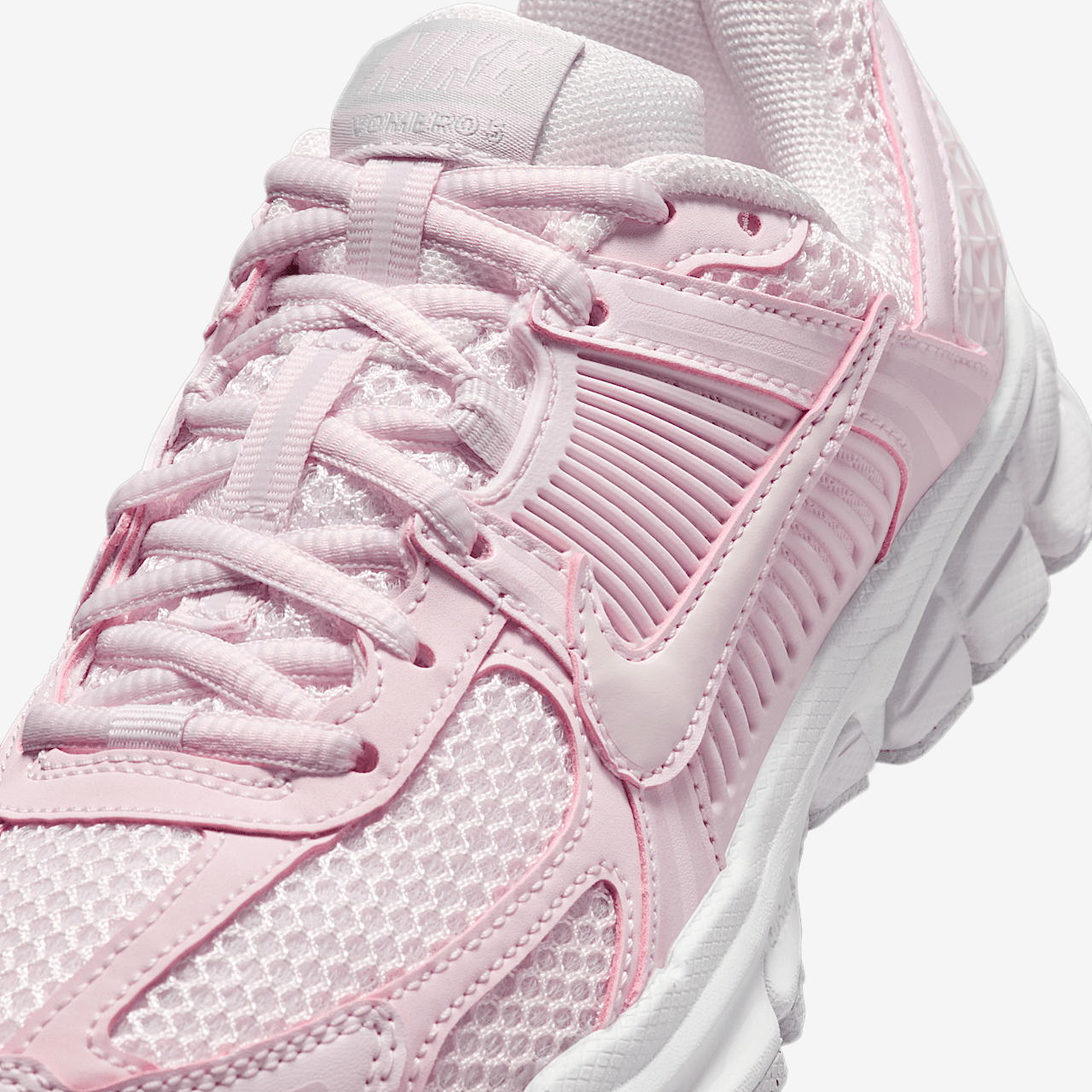 Nike Vomero sneaker Pearl Pink/Bleached Lilac/Summit White/Vast Grey