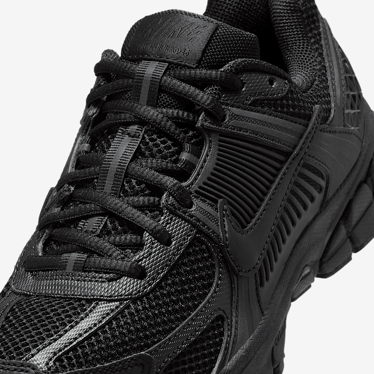 Nike Vomero sneaker Zwart/Zwart
