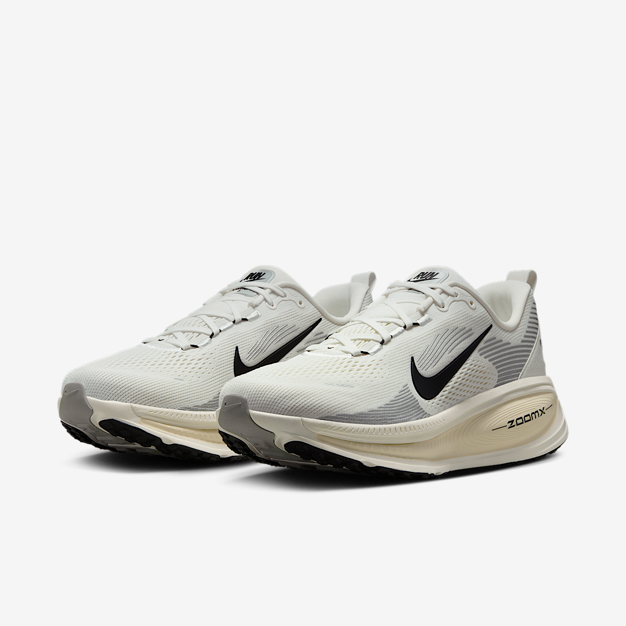 Nike Vomero sneaker Summit White/Coconut Milk/Coconut Milk/Zwart