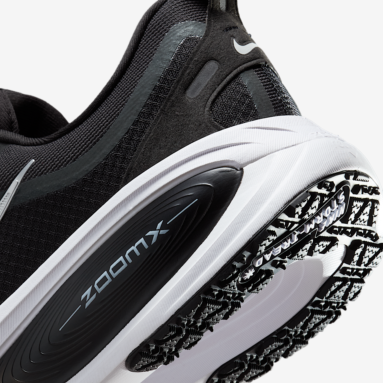 Nike Vomero sneaker Zwart/Anthracite/Wit/Metallic Silver