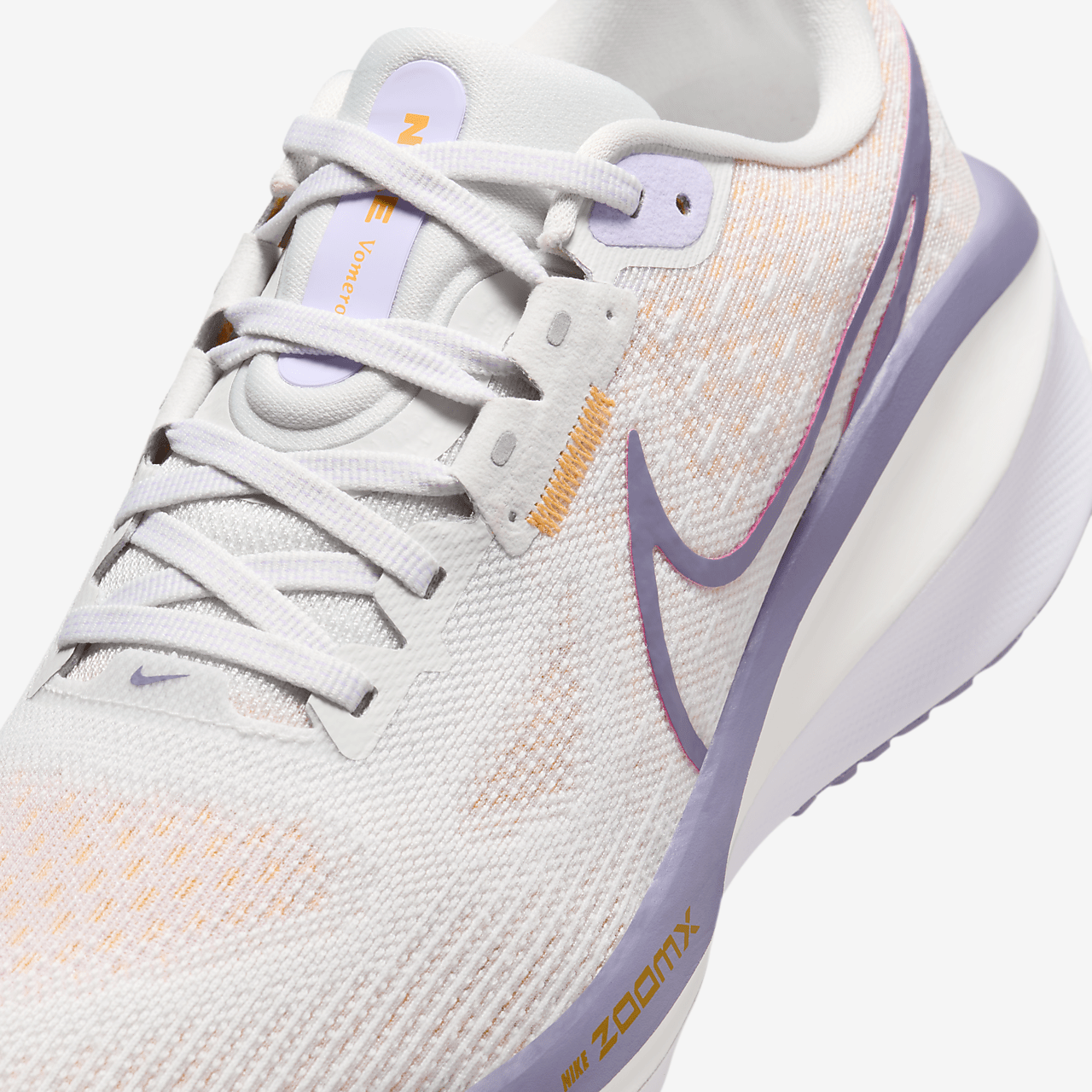Nike Vomero sneaker Photon Dust/Lilac Bloom/Wit/Daybreak