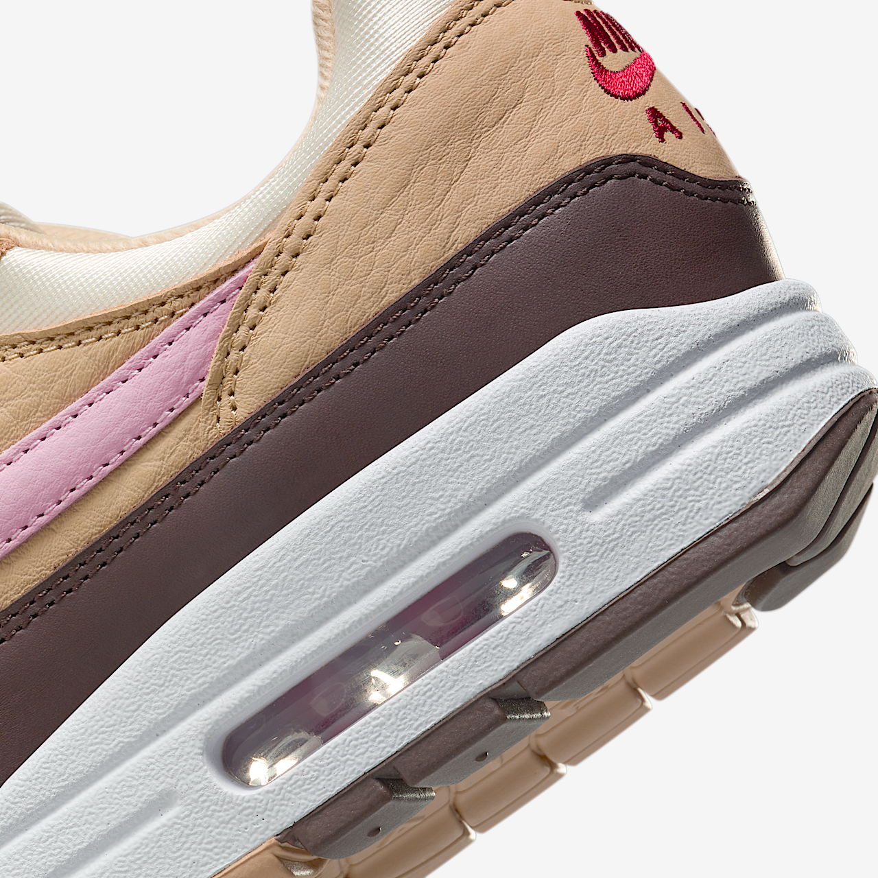 Nike Air Max 1 sneaker Sesame/Coconut Milk/Baroque Brown/Medium Soft Pink