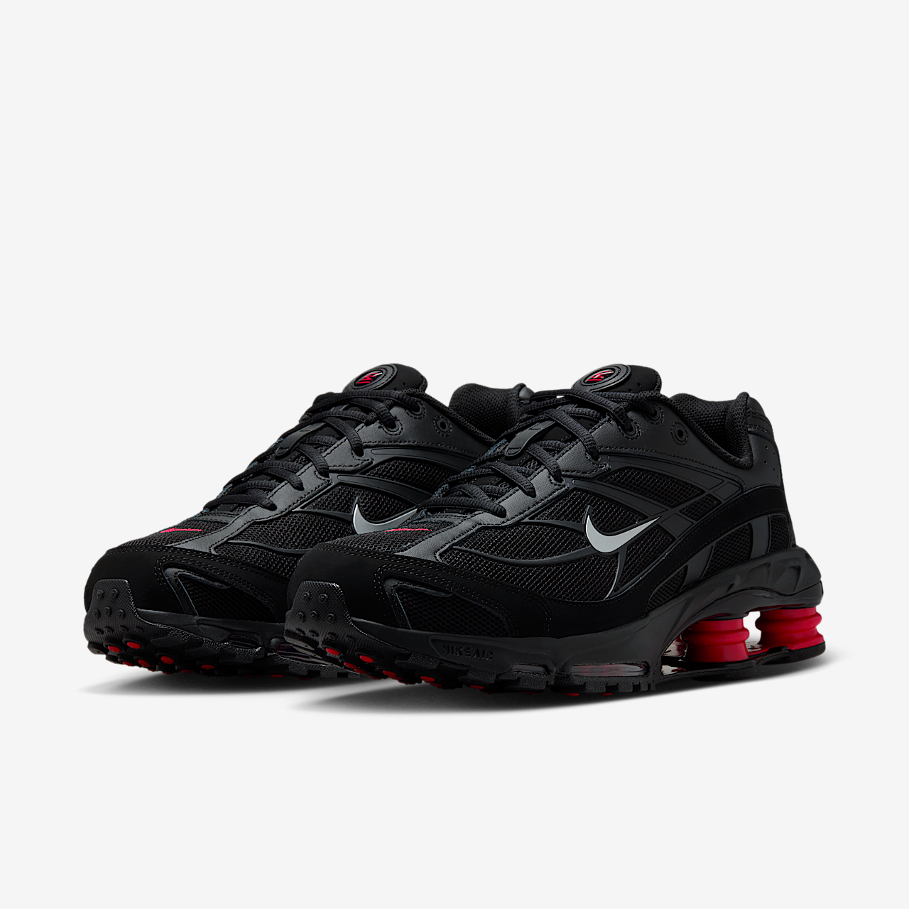 Nike Nike Shox sneaker Zwart/University Red/Medium Ash/Metallic Silver