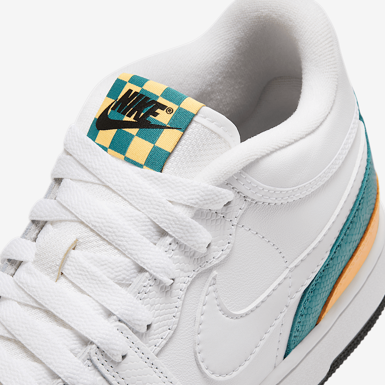 Nike  sneaker Wit/Mineral Teal/Melon Tint/Wit