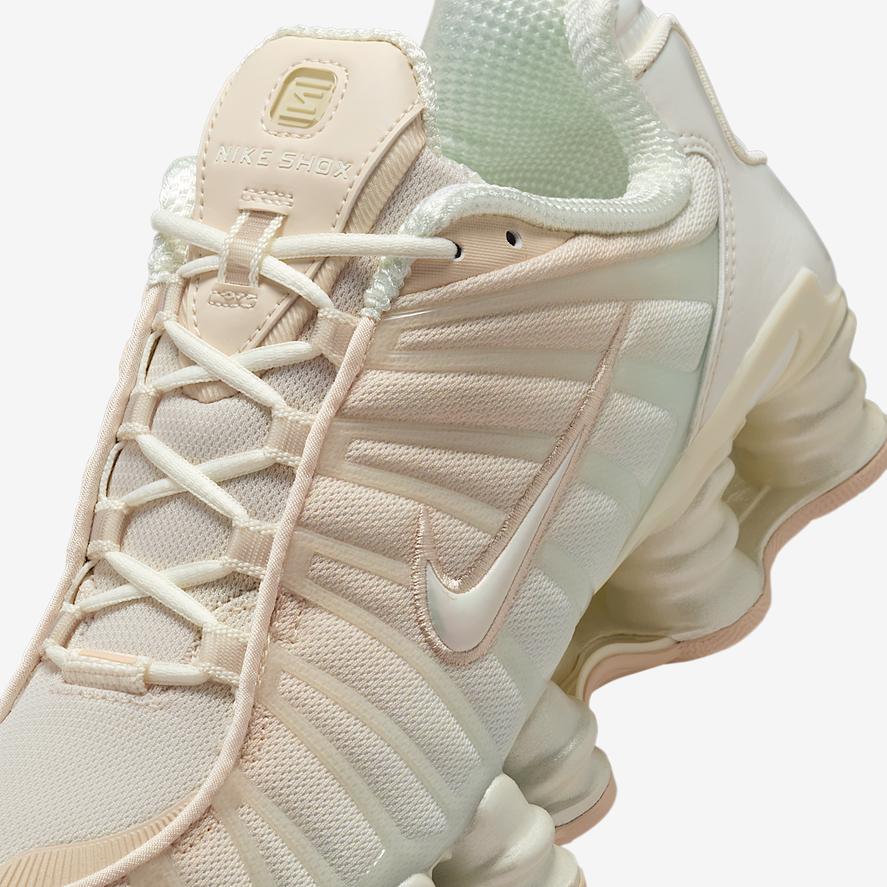 Nike Nike Shox sneaker Pearl White/Particle Pink/Soft Pearl