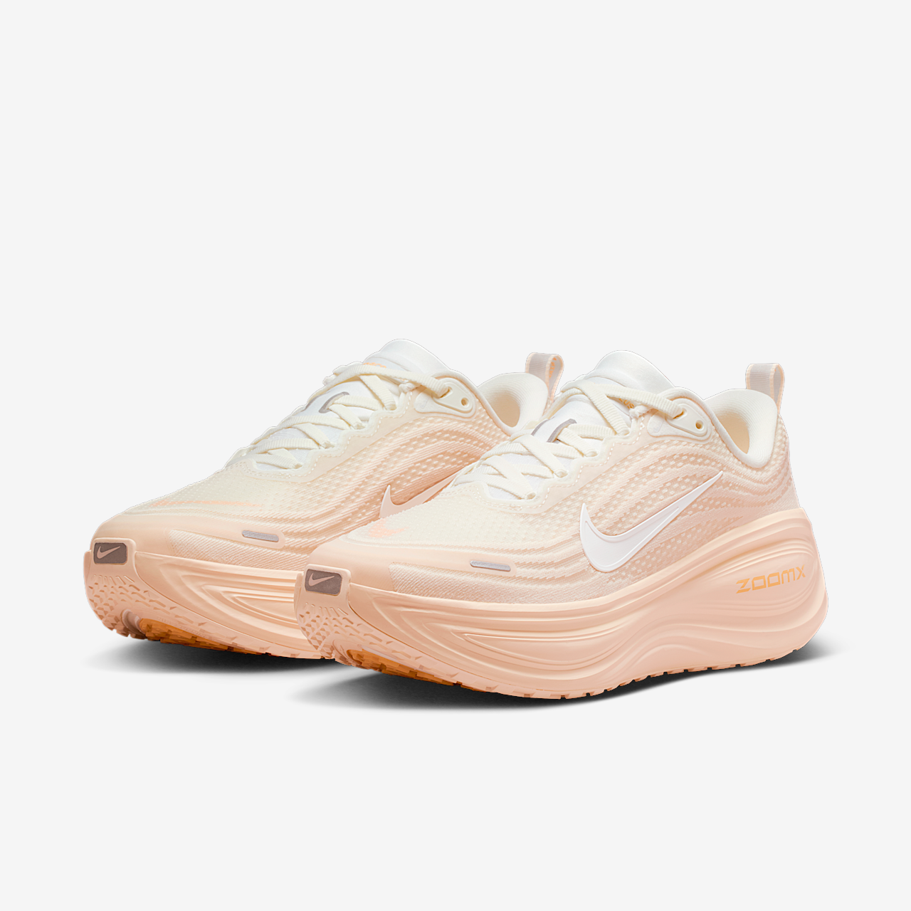 Nike Vomero sneaker Guava Ice/Orange Chalk/Sail