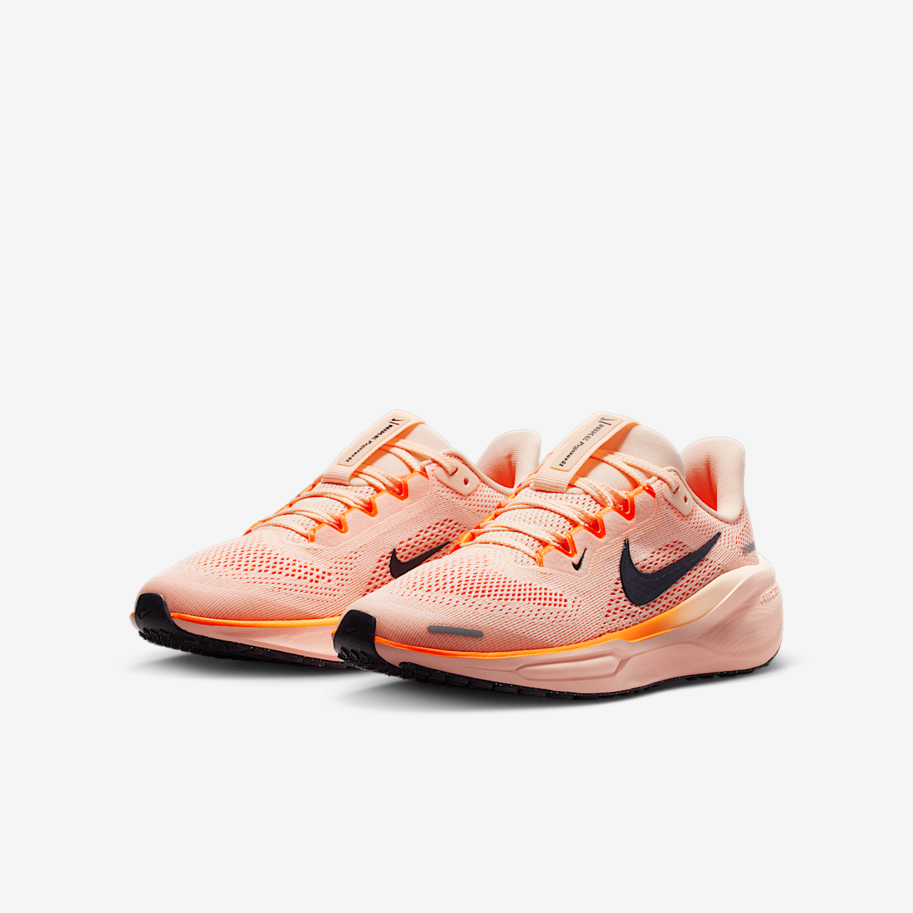 Nike Pegasus sneaker Crimson Tint/Washed Coral/Total Orange/Gridiron
