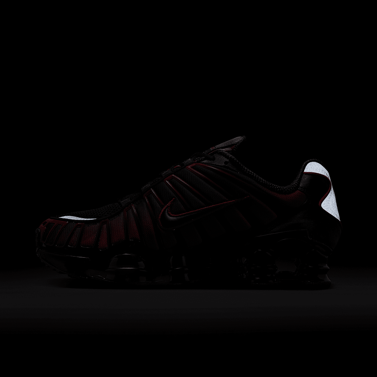 Nike Nike Shox sneaker Zwart/University Red/Zwart