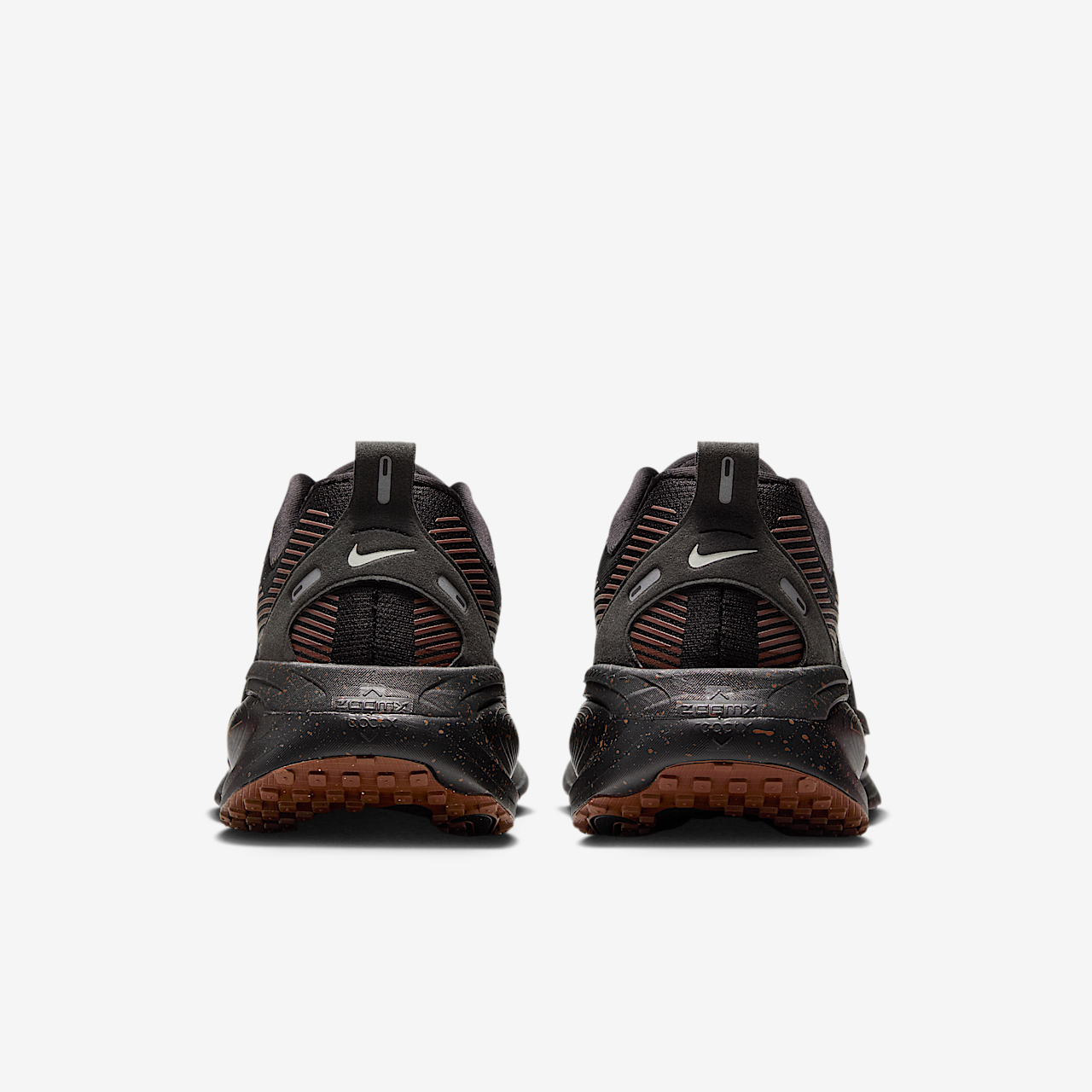 Nike Vomero sneaker Zwart/Velvet Brown/Desert Ochre/Ironstone