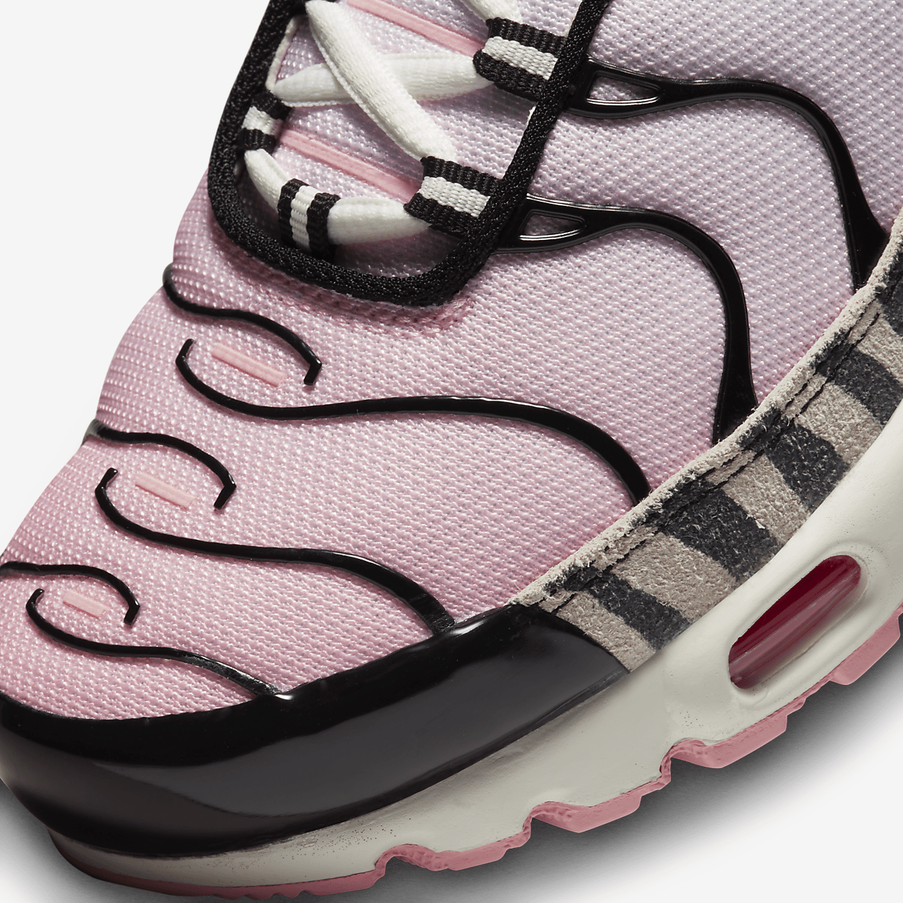 Nike Air Max Plus sneaker Medium Soft Pink/Zwart/Summit White/University Red