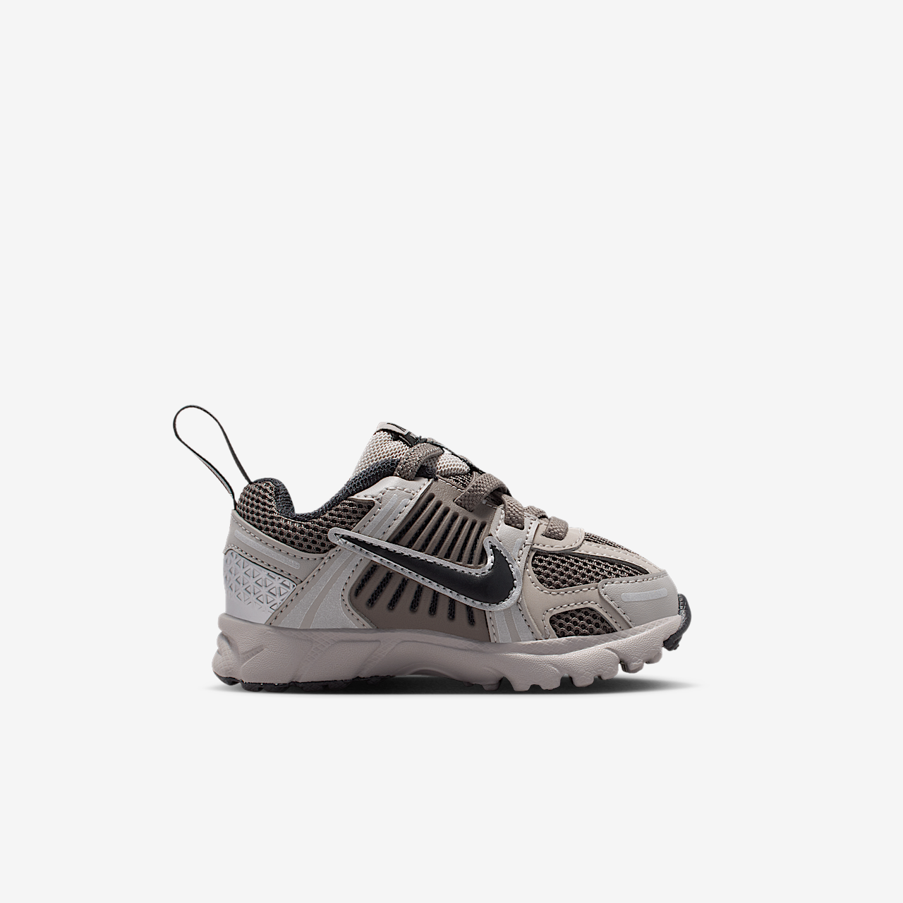 Nike Vomero sneaker College Grey/Cave Stone/Metallic Silver/Zwart