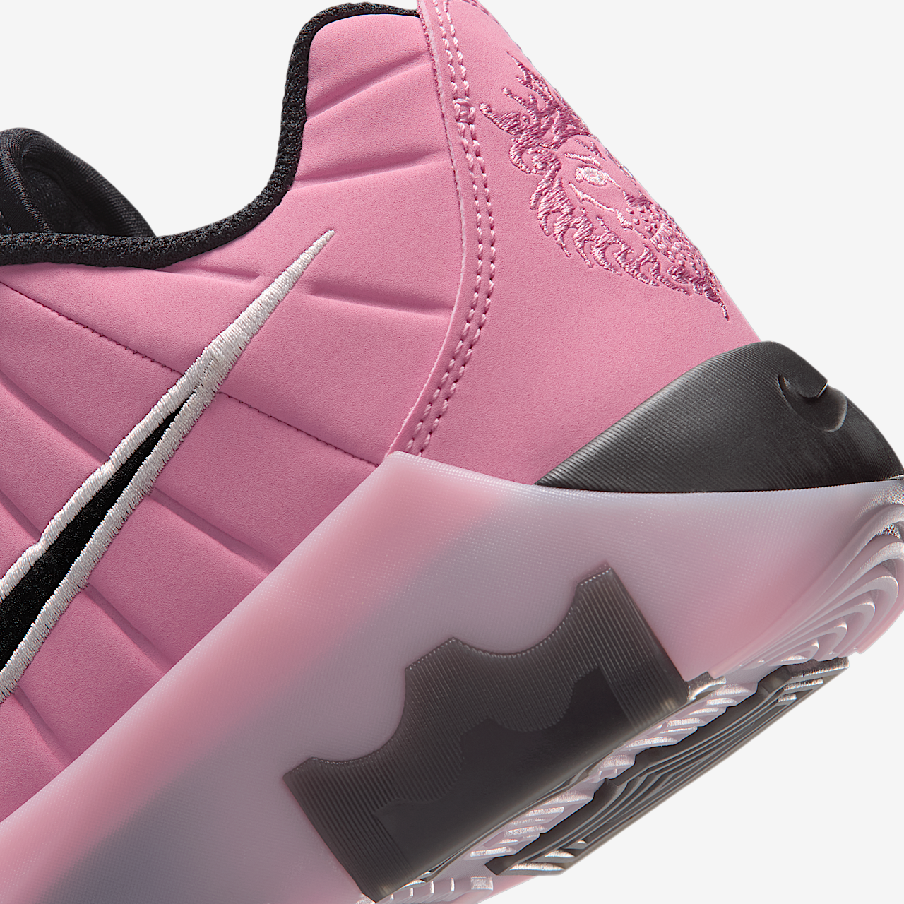 Nike LeBron sneaker Elemental Pink/Roze/Pink Foam/Zwart