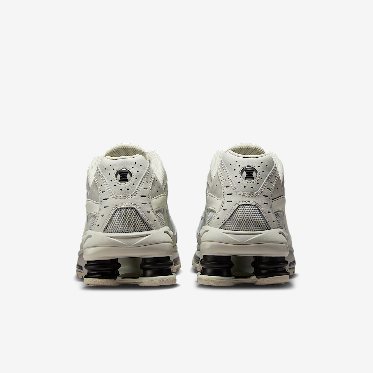 Nike Nike Shox sneaker Light Bone/Zwart/Metallic Black