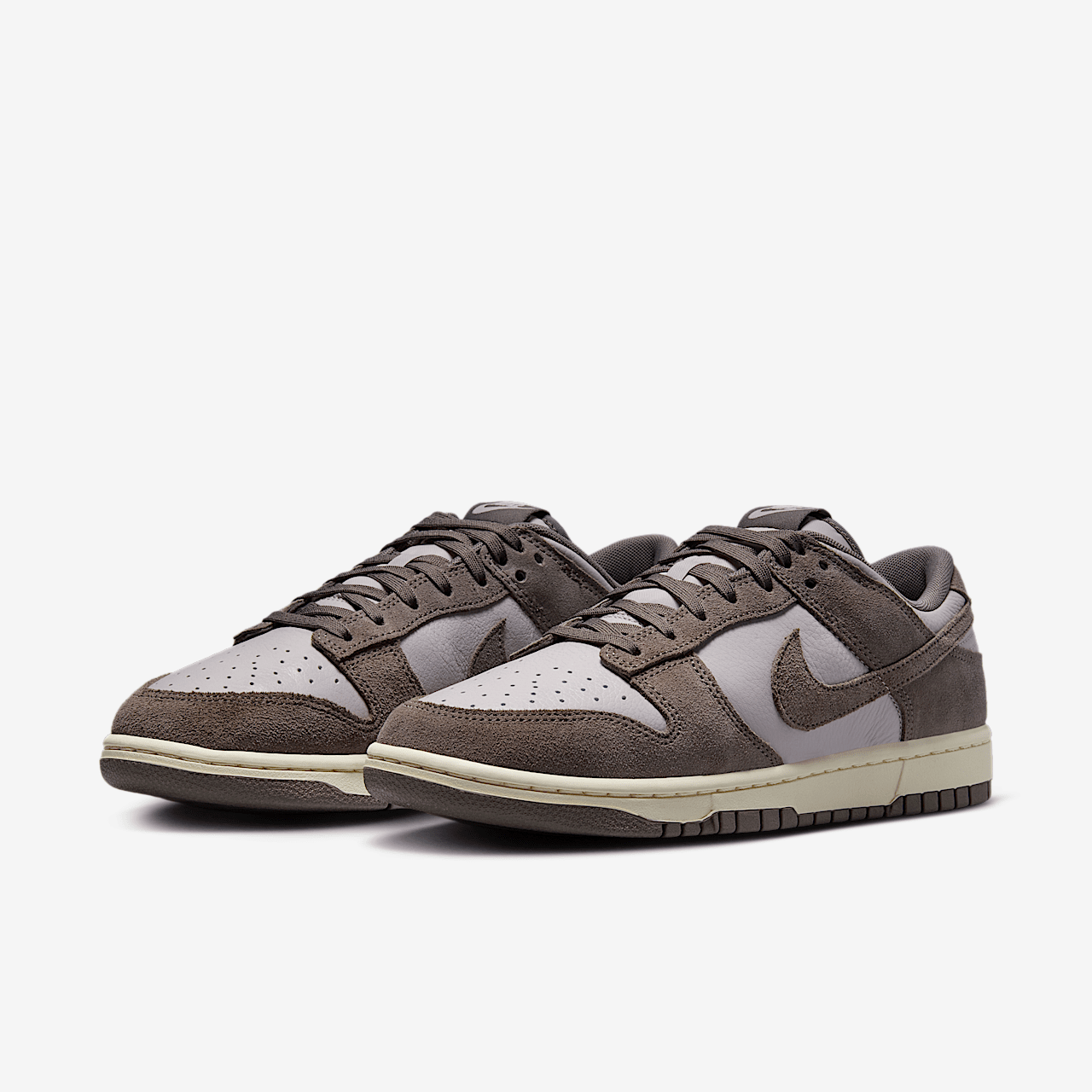 Nike Dunk Low sneaker Platinum Violet/Pale Ivory/Cave Stone