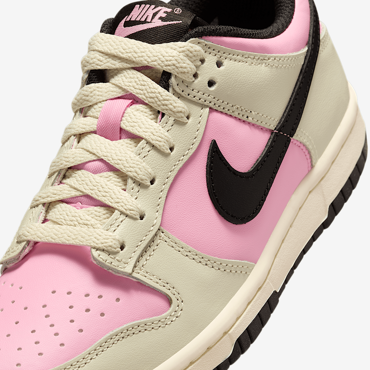 Nike Dunk Low sneaker Pink Rise/Light Orewood Brown/Pale Ivory/Zwart