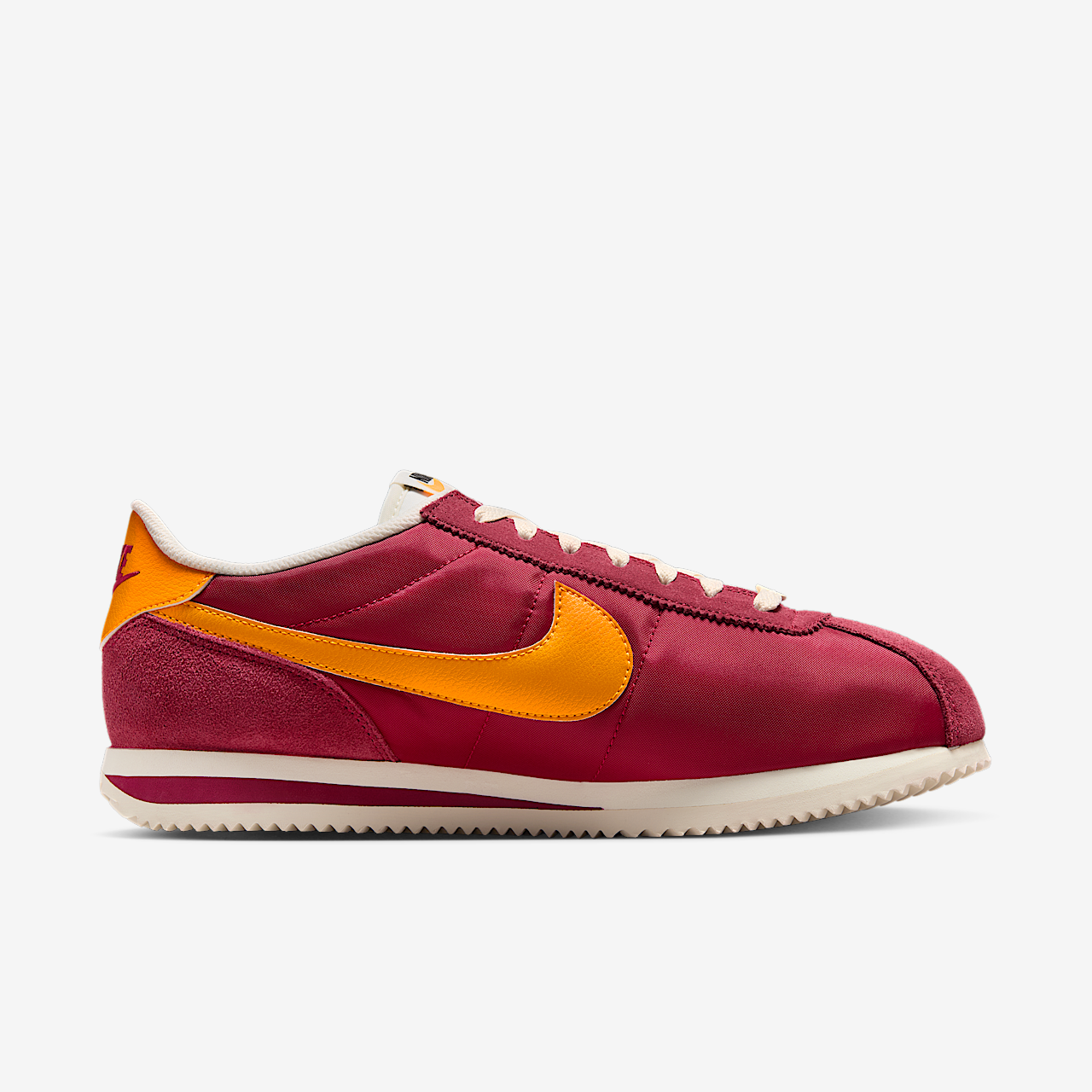 Nike Cortez sneaker Noble Red/Sail/Sundial
