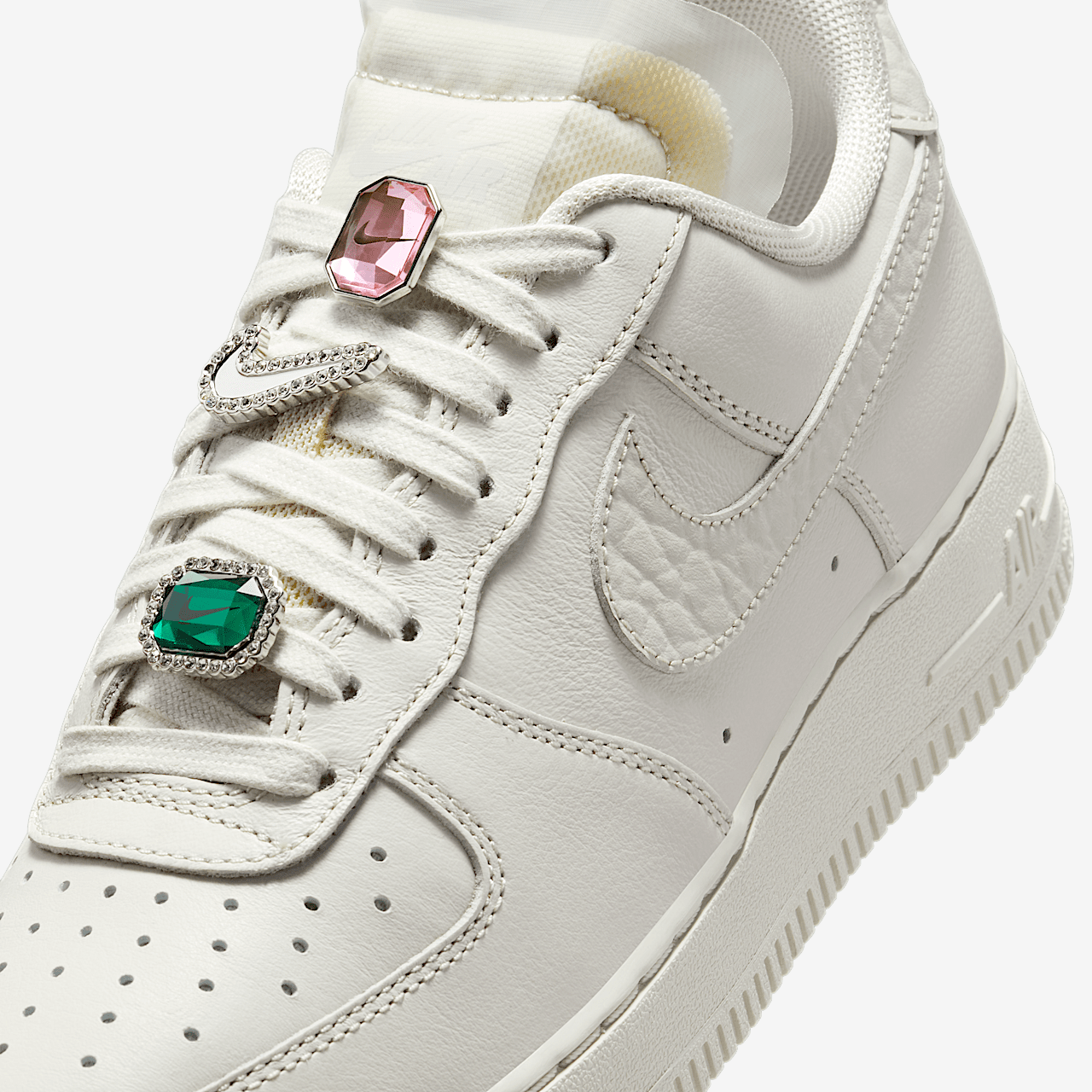 Nike Air Force 1 sneaker Light Bone/Kelly Green/Pink Foam/Light Bone