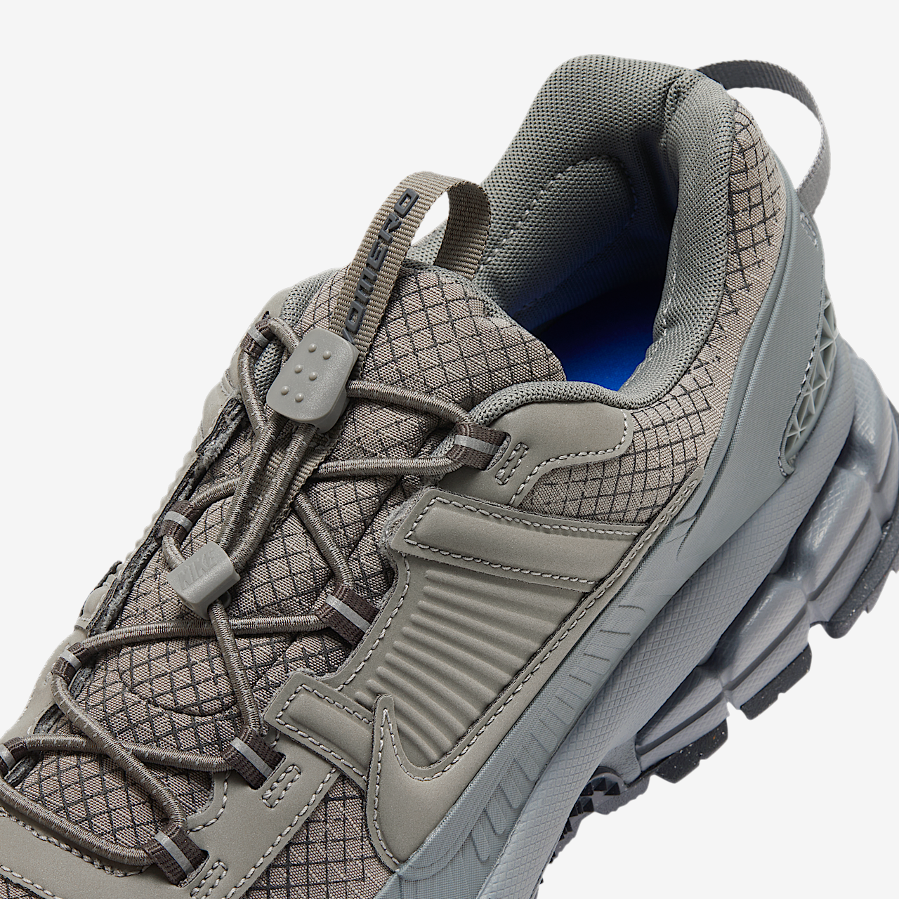 Nike Nike Zoom Vomero Roam sneaker Metallic Pewter/Cool Grey/Anthracite/Metallic Pewter