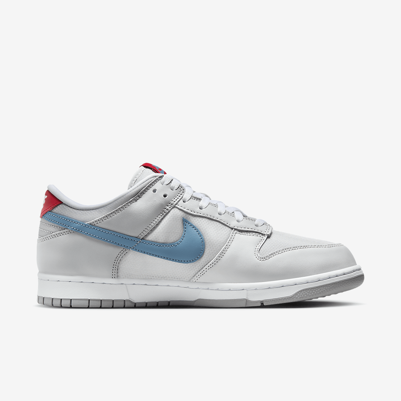 Nike Dunk Low sneaker Metallic Silver/Neutral Grey/Flat Silver/Aegean Storm