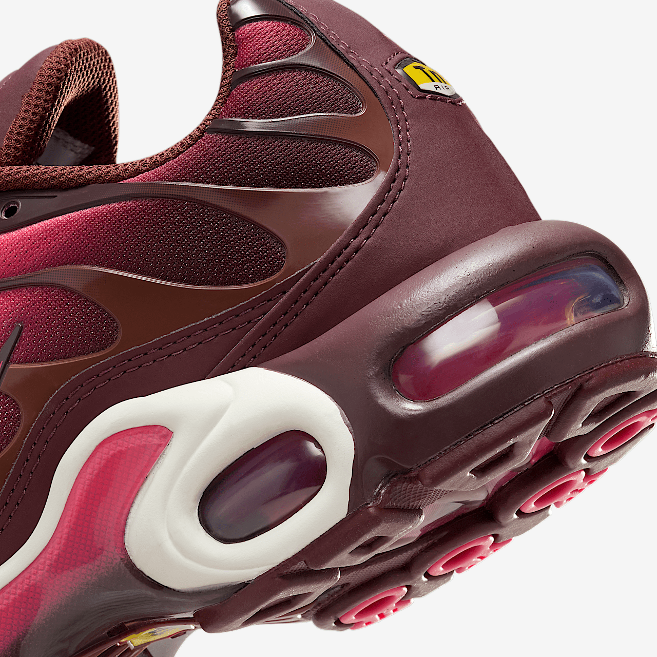 Nike Air Max Plus sneaker Burgundy Crush/Dark Pony/Sail/Aster Pink