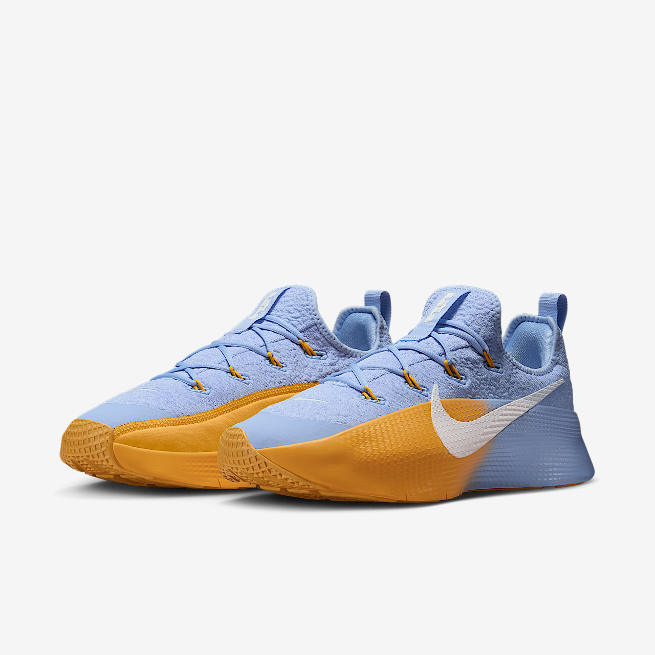 Nike LeBron sneaker Aluminum/University Gold/Wit