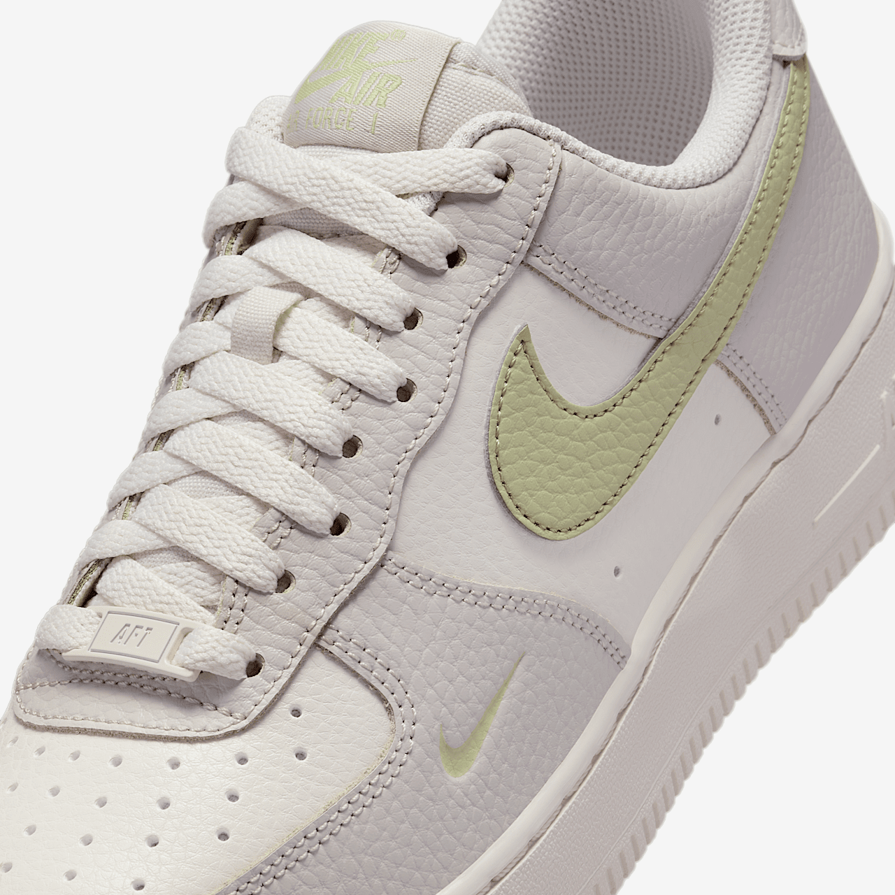 Nike  sneaker Phantom/Light Bone/Light Army/Olive Aura