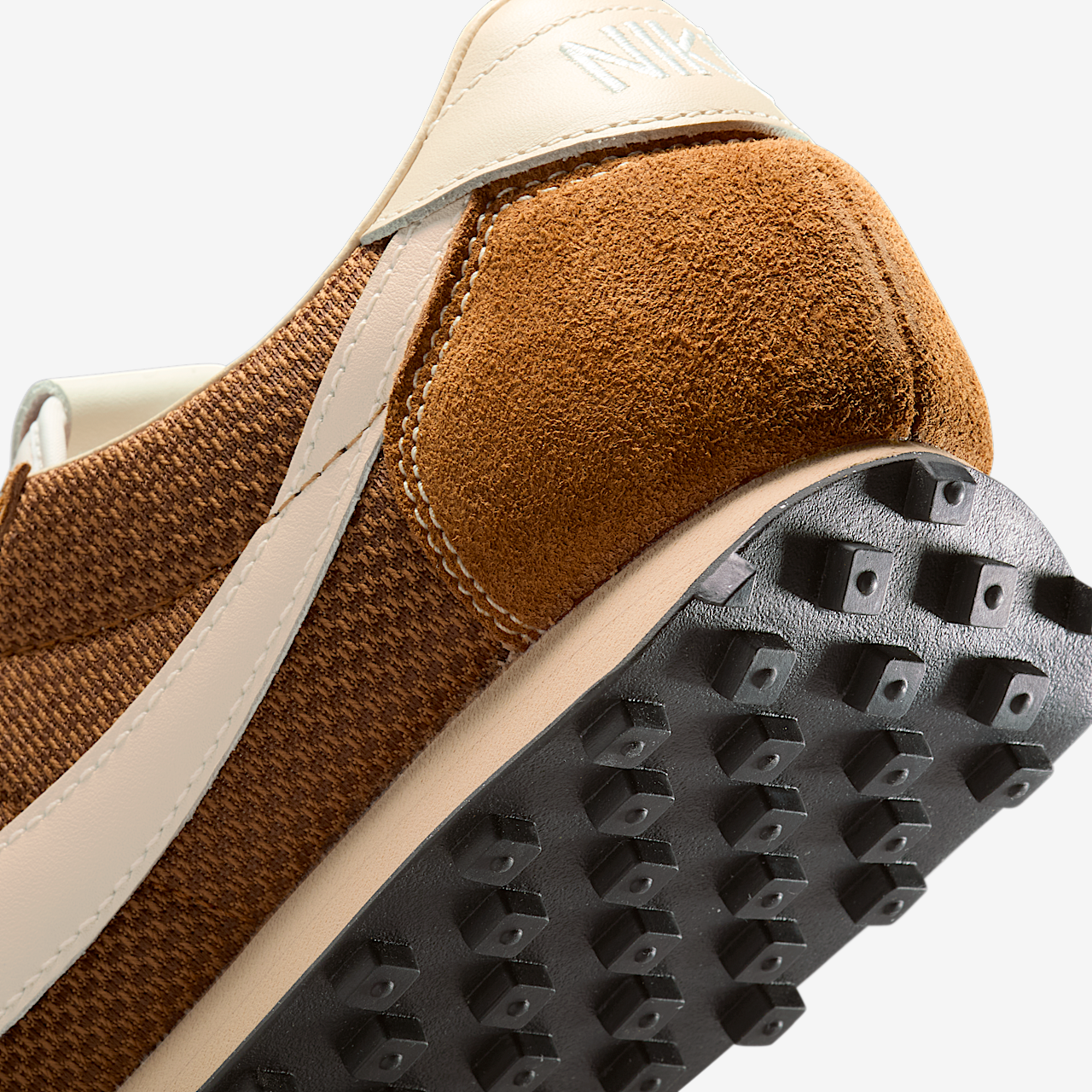 Nike  sneaker Baroque Brown/Hemp/Light British Tan/Pearl White