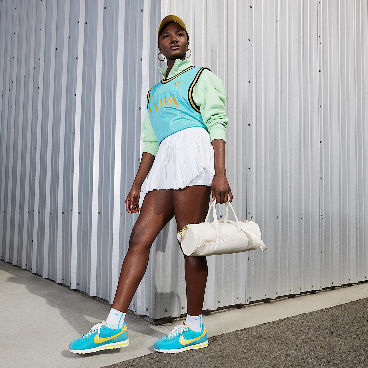 Nike Cortez sneaker Dusty Cactus/Sail/Team Orange/Lightning