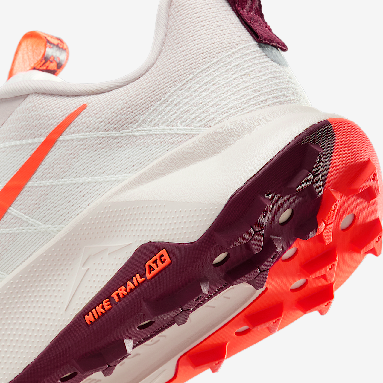 Nike  sneaker Sail/Silt Red/Dark Team Red/Hyper Crimson