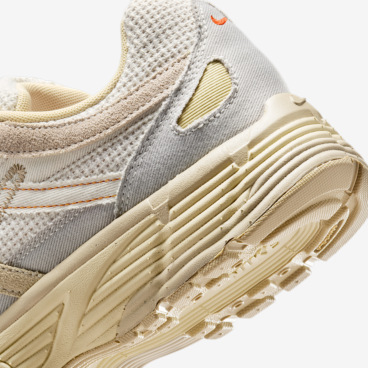 Nike P-6000 sneaker College Grey/Team Gold/Pale Ivory/Khaki