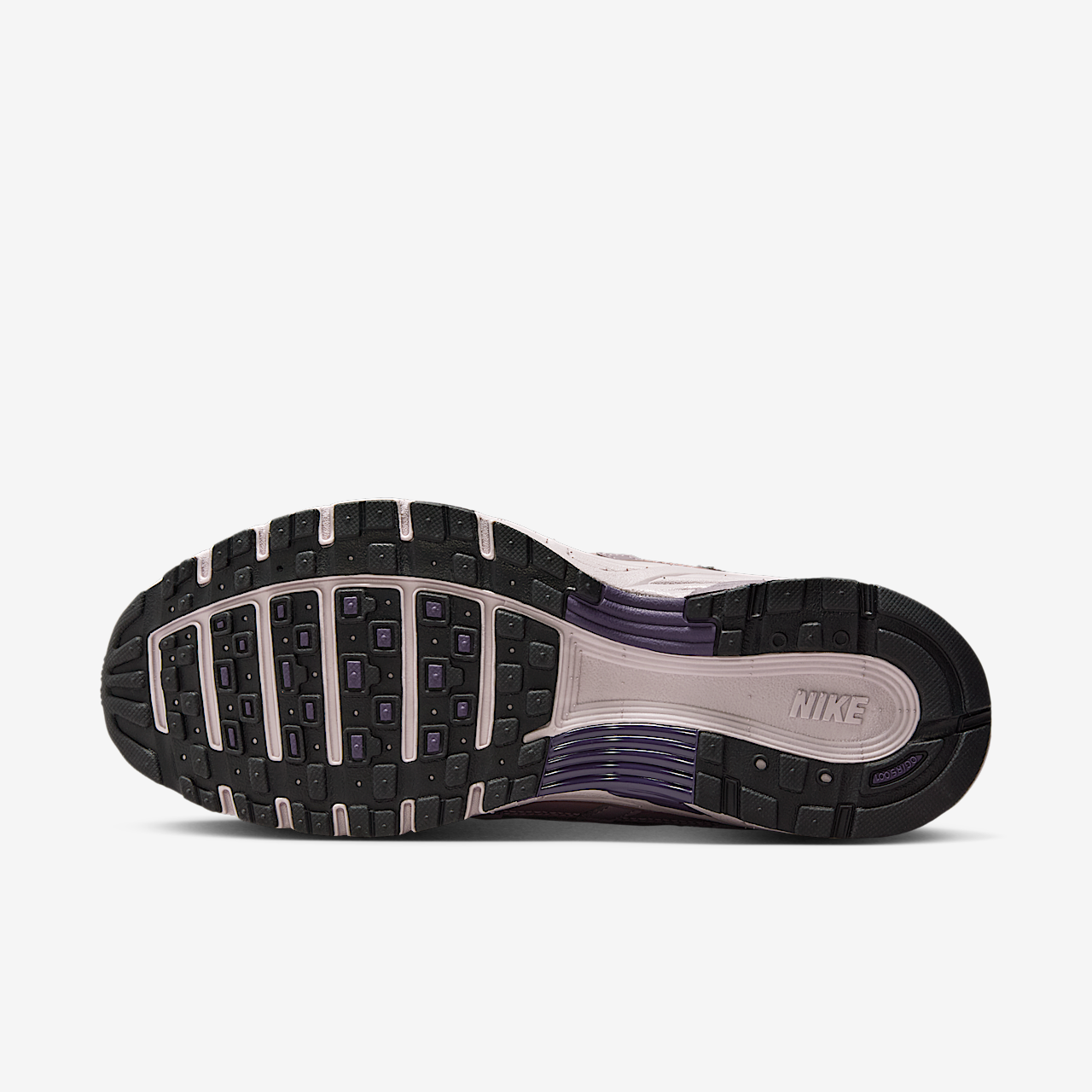 Nike P-6000 sneaker Light Violet Ore/Dark Raisin/Platinum Violet/Zwart
