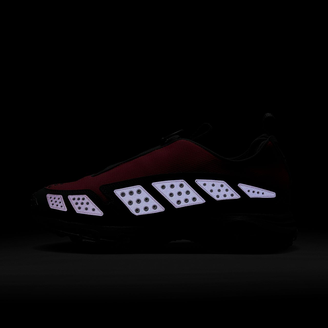 Nike Air Max SNDR sneaker Hyper Crimson/Fire Red/Zwart/Dark Smoke Grey