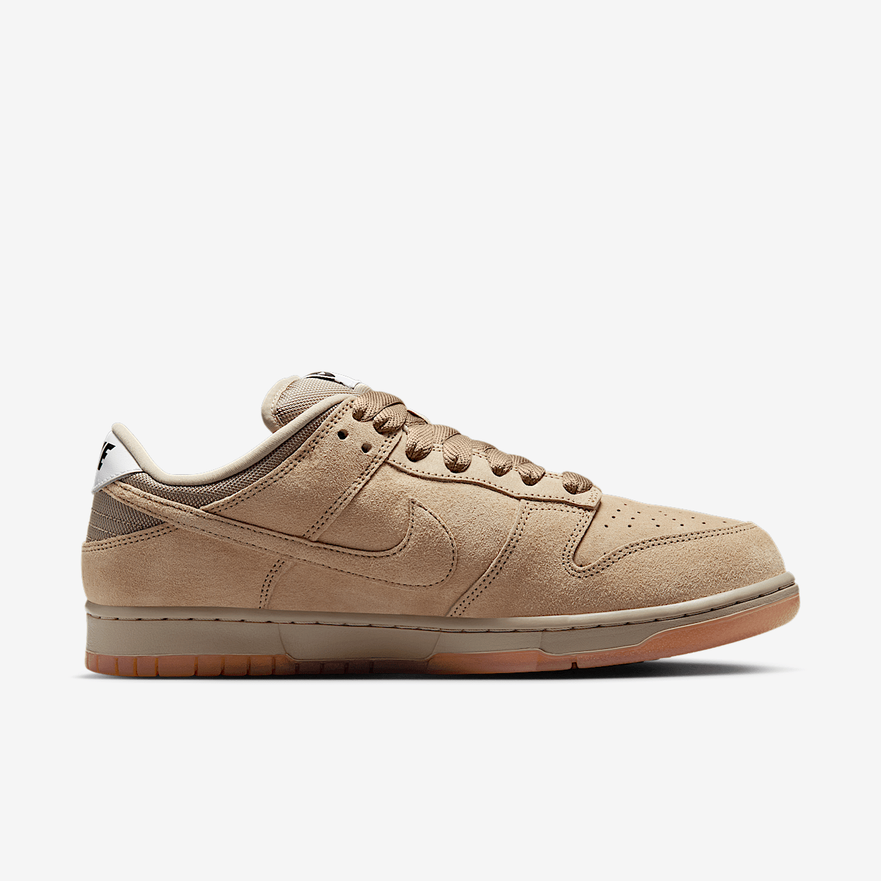 Nike Dunk Low sneaker Parachute Beige/Desert Khaki/Wit/Parachute Beige