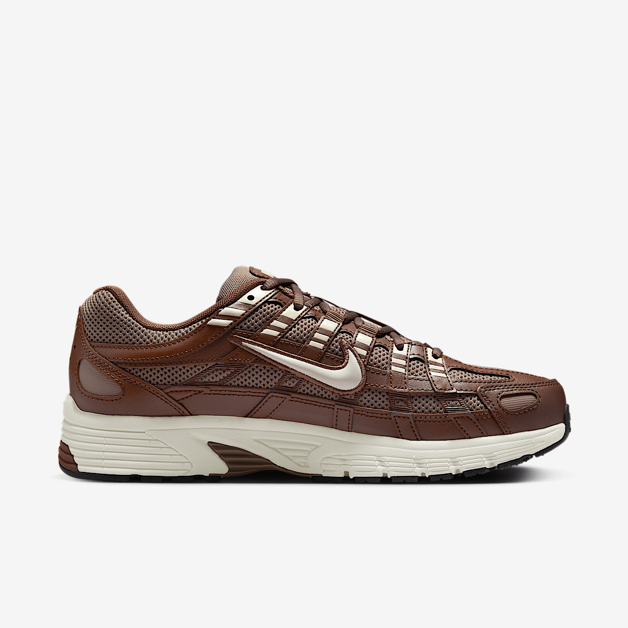 Nike P-6000 sneaker Fauna Brown/Mink Brown/Zwart/Soft Pearl