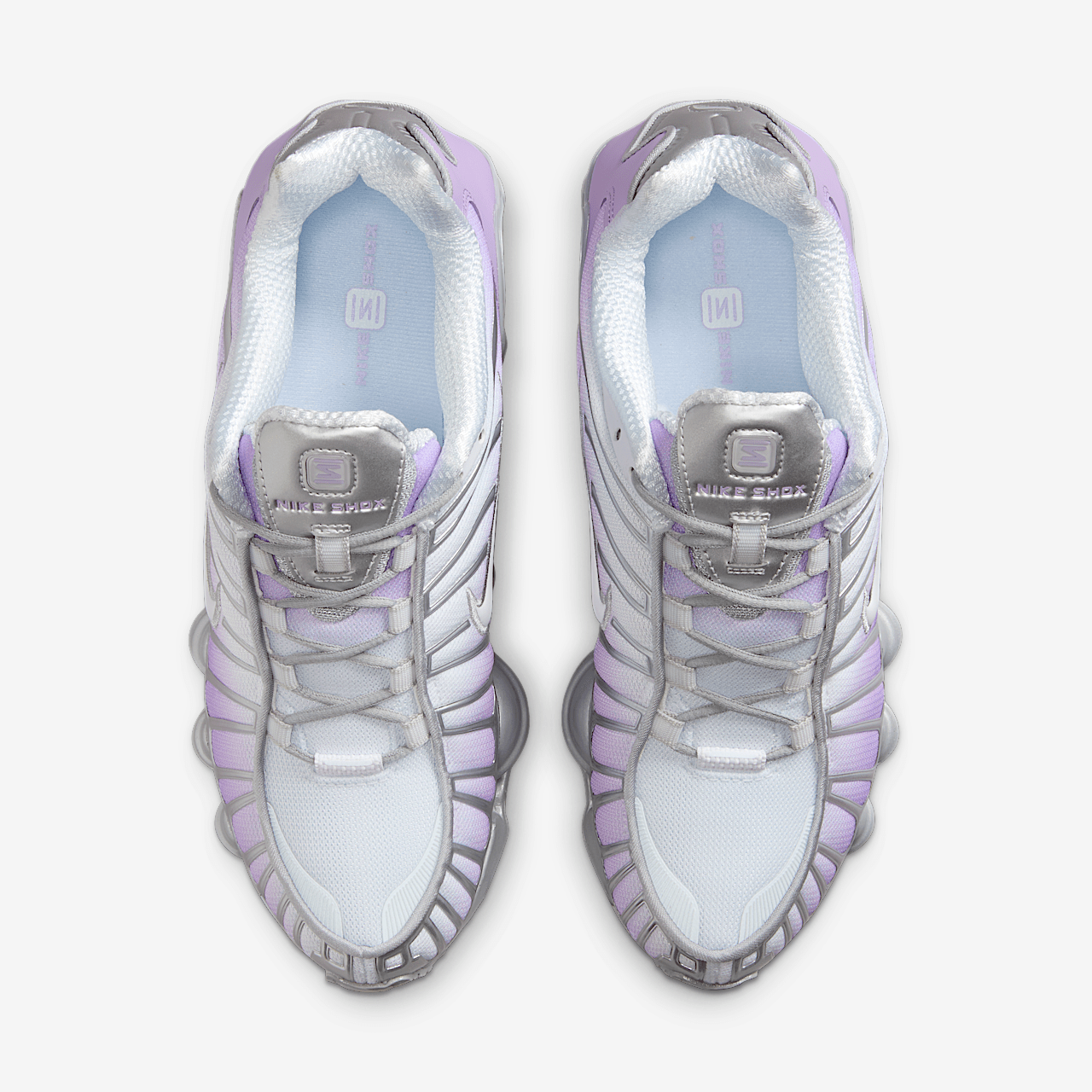 Nike Nike Shox sneaker Metallic Platinum/Flat Silver/Hydrangeas/Wit