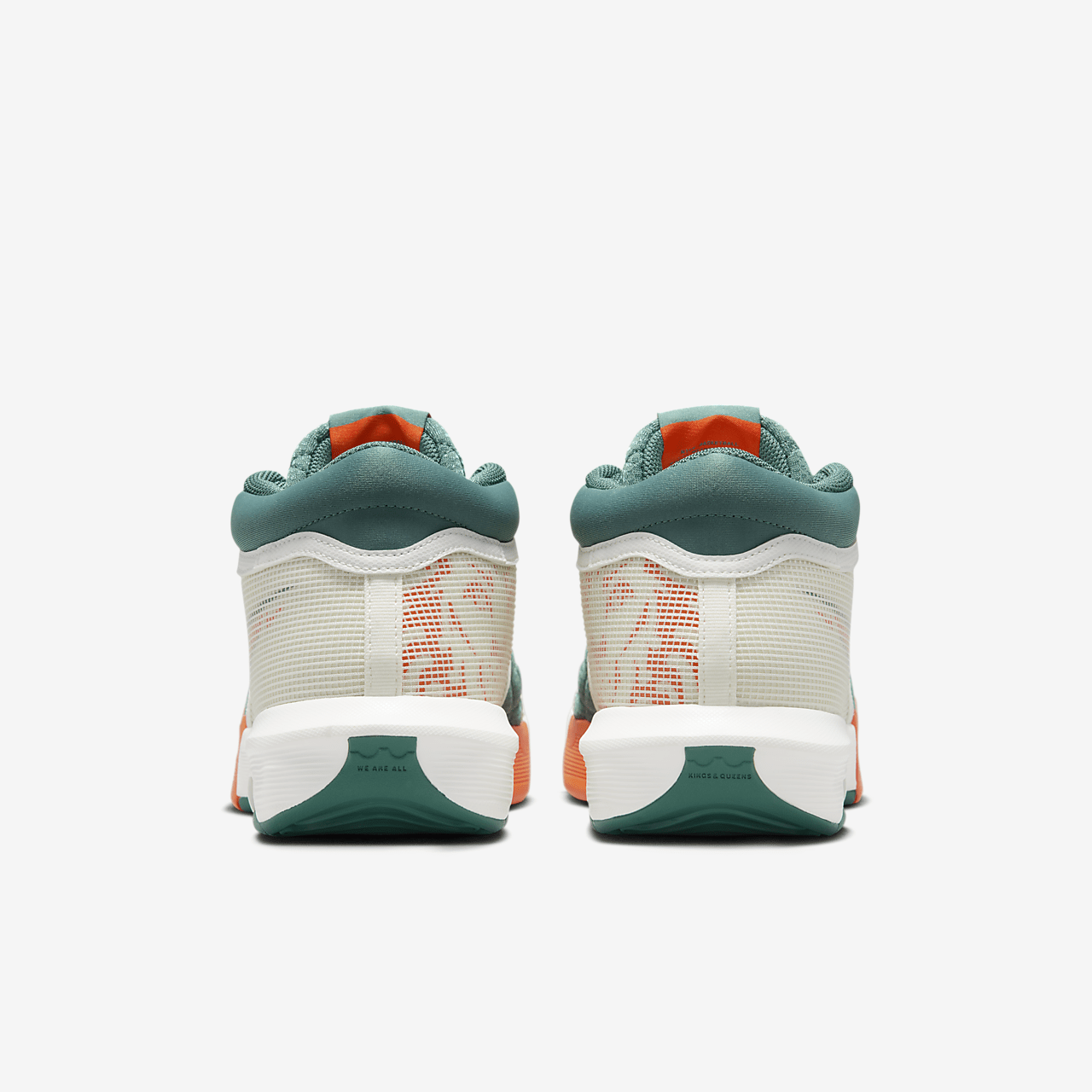 Nike LeBron sneaker Sail/Bicoastal/Campfire Orange/Safety Orange