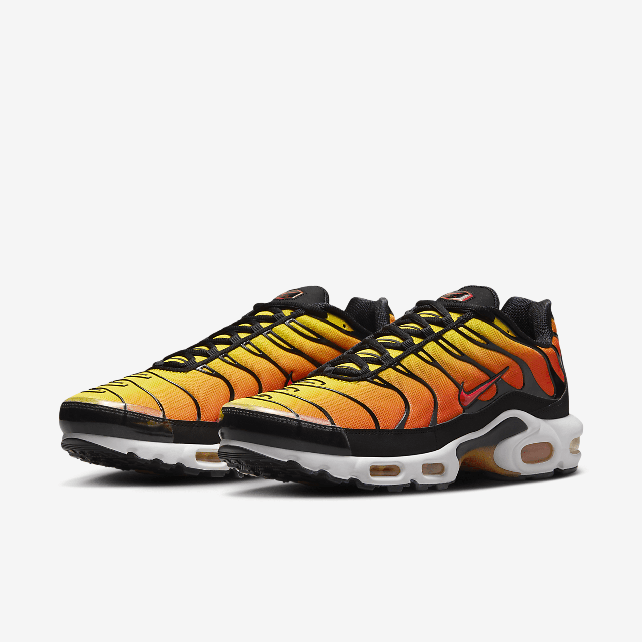 Nike Air Max Plus sneaker Zwart/Bright Ceramic/Resin/Pimento