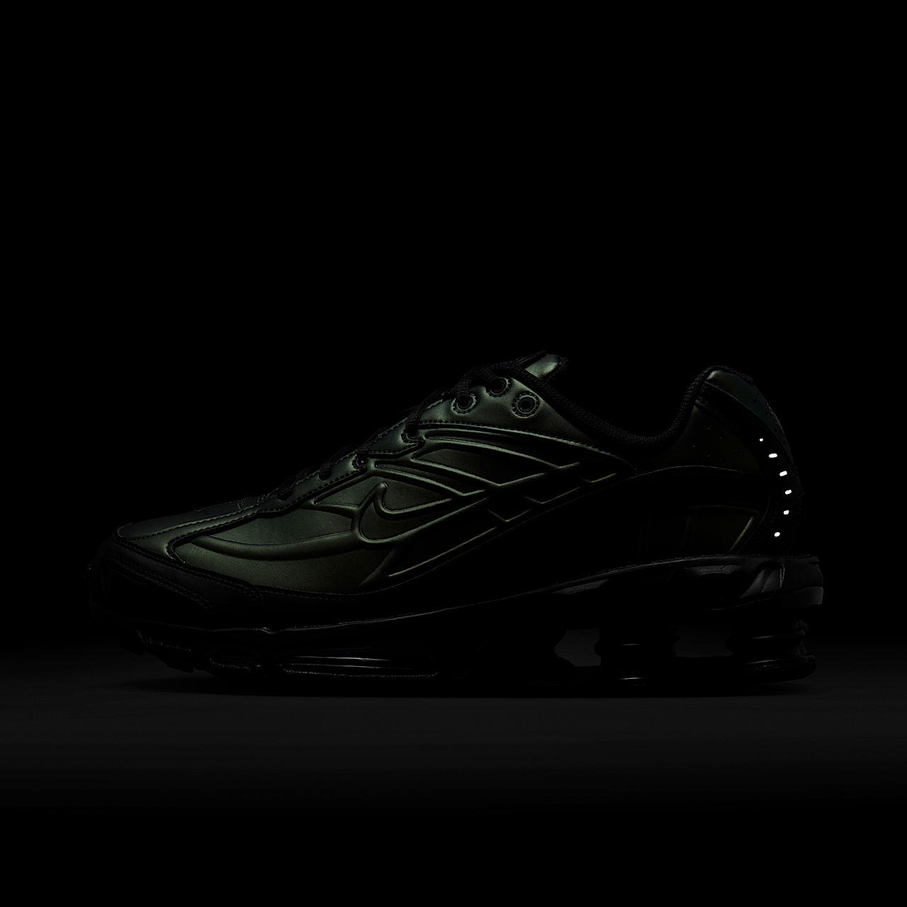 Nike Nike Shox sneaker Zwart/Olive Flak/Metallic Silver/Zwart